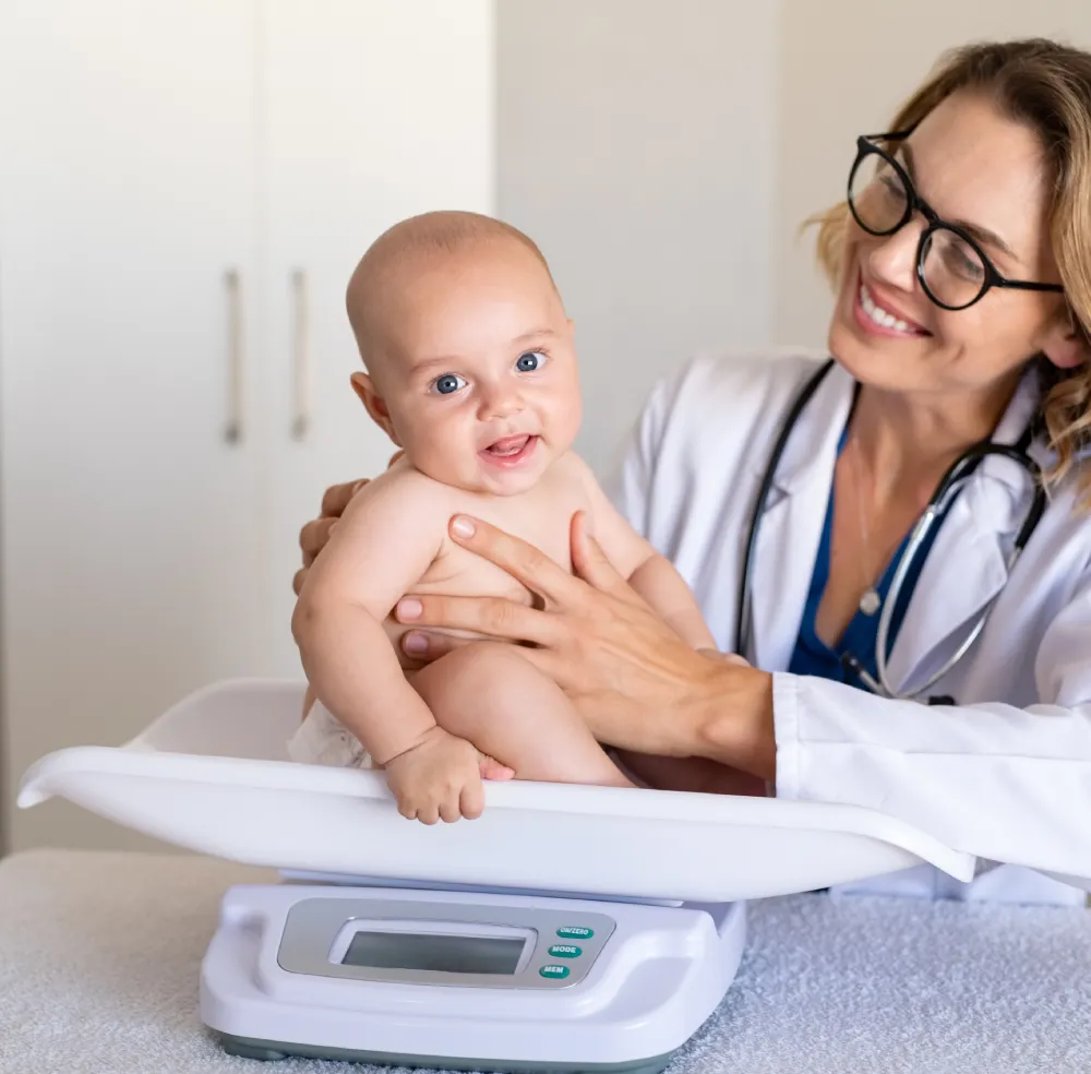 pediatra-neonatologa-con-experiencia-en-queretaro.webp